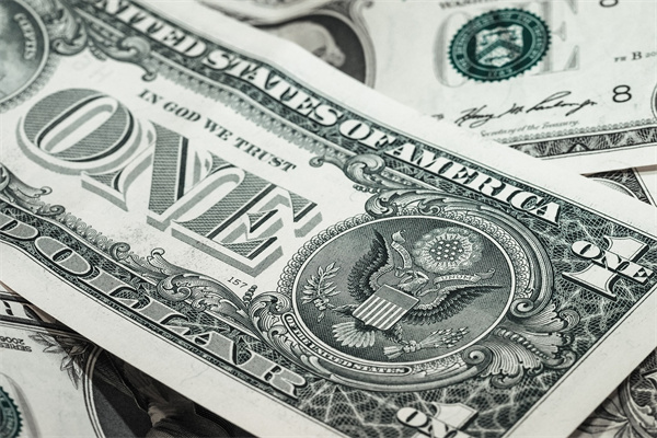 美国4月ADP就业人数增加19.2万，预期18万，3月数据上修
